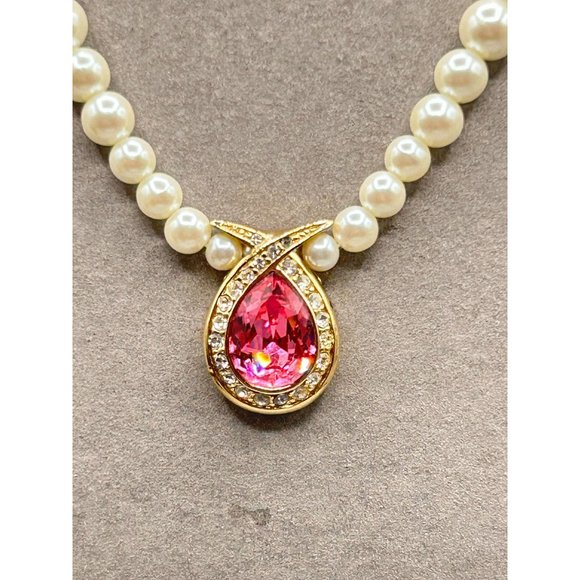 Signed Marvella Pearls Necklace with Pink Stone & Rhinestones Accents Gold Tone - Picture 4 of 12